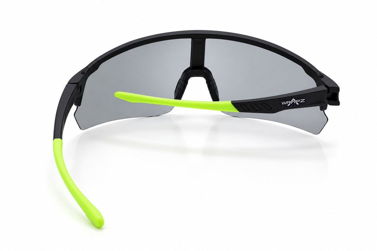1058 Umpire - Black / Lime Photochromic Polarised